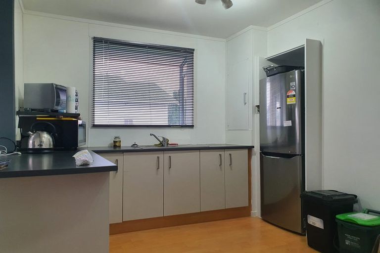 Photo of property in 11 Normandy Avenue, Melville, Hamilton, 3206