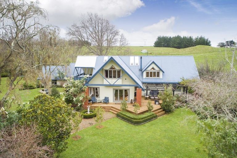 Photo of property in 435 Valley Road, Ashhurst, Feilding, 4775