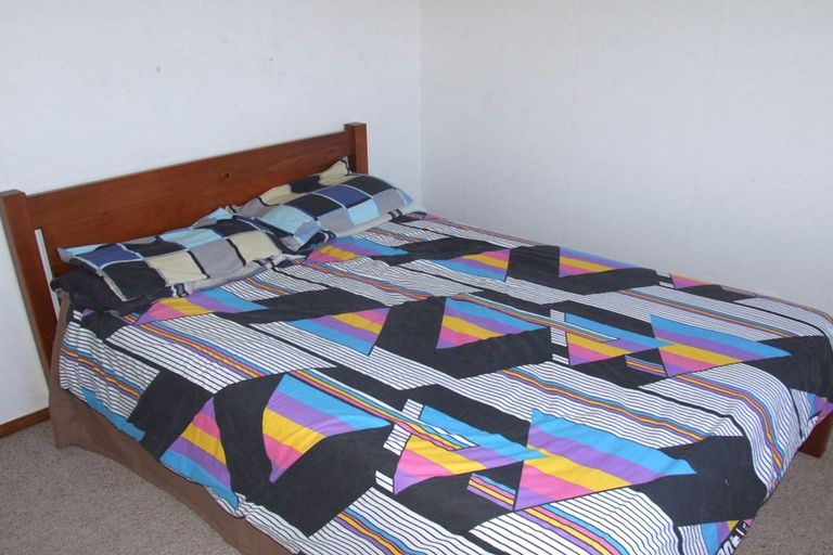 Photo of property in 2 Kempton Place, Richmond Heights, Taupo, 3330