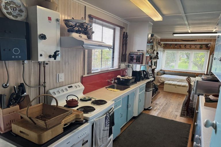 Photo of property in 41 Torkar Road, Clarks Beach, 2122