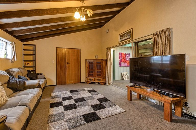 Photo of property in 20 Gebbie Road, Taradale, Napier, 4112