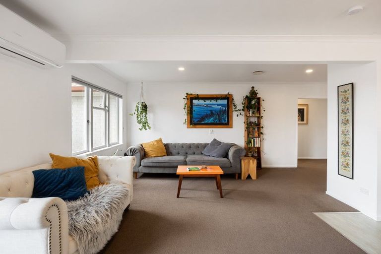 Photo of property in 27 Churchill Avenue, Maeroa, Hamilton, 3200