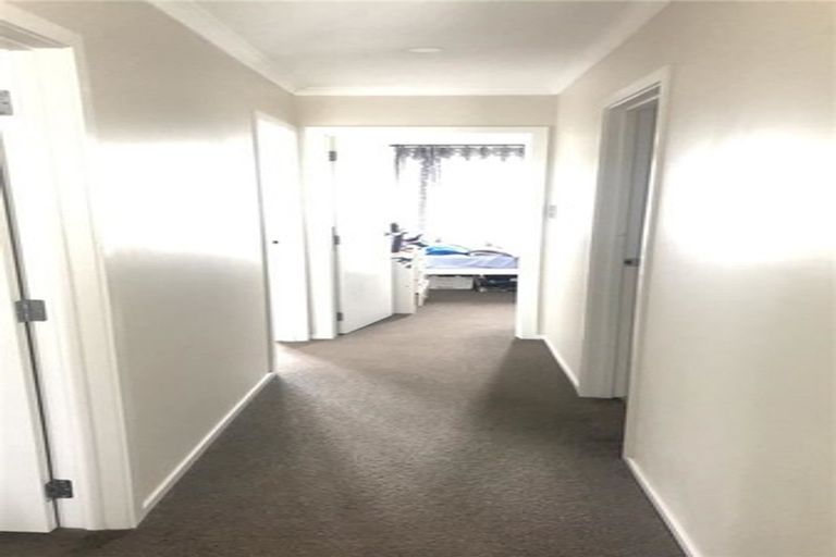 Photo of property in 9 Panakenake Way, Flat Bush, Auckland, 2019