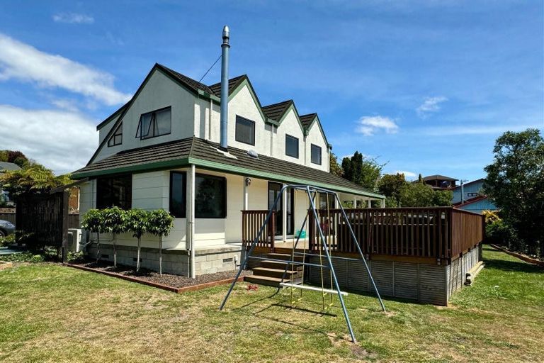 Photo of property in 44 Durham Drive, Havelock North, 4130