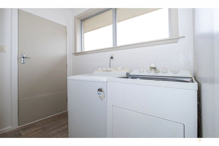 Photo of property in 39 Queen Street, Pareora, 7912