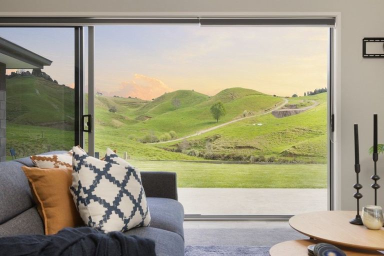 Photo of property in 174 Ballintoy Park Drive, Welcome Bay, Tauranga, 3175