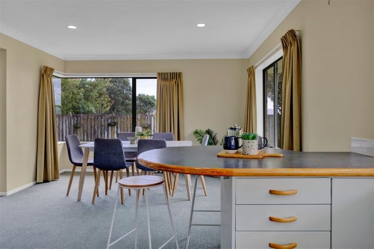 Photo of property in 21 Kingsford Street, Bell Block, New Plymouth, 4312