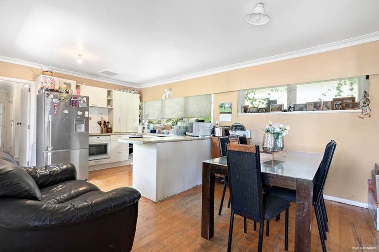 Photo of property in 24 Rollerson Street, Papakura, 2110
