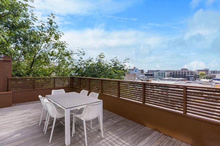 Photo of property in 7a Maungawhau Road, Epsom, Auckland, 1023