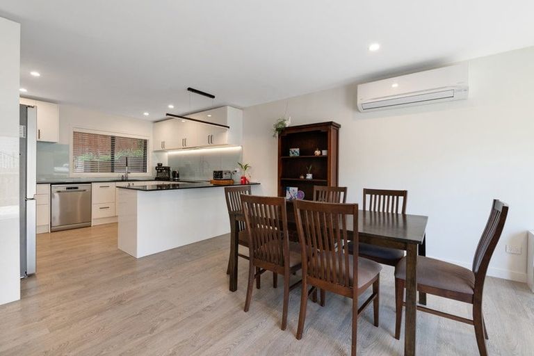 Photo of property in 3a Gladys Avenue, Glenfield, Auckland, 0629