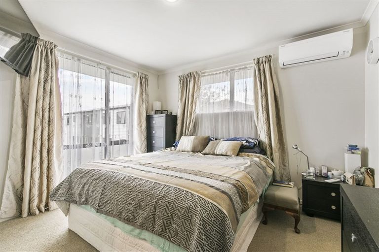 Photo of property in 13a Pax Avenue, Forrest Hill, Auckland, 0620