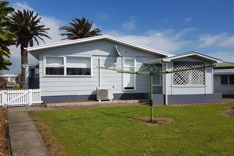 Photo of property in 12 Pamu Place, Waitara, 4320
