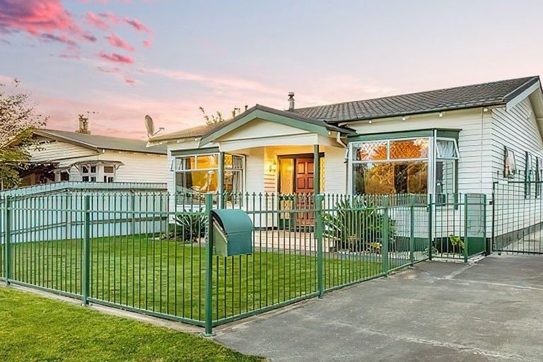 Photo of property in 209 Riverslea Road South, Akina, Hastings, 4122