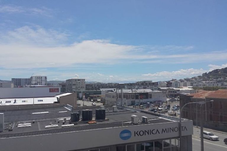 Photo of property in Cube Apartments, 5h/242 Taranaki Street, Mount Cook, Wellington, 6011