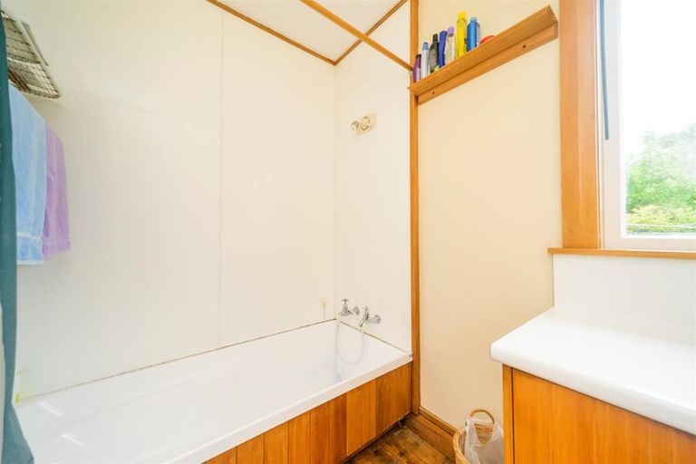 Photo of property in 6 Dunallen Avenue, Marton, 4710