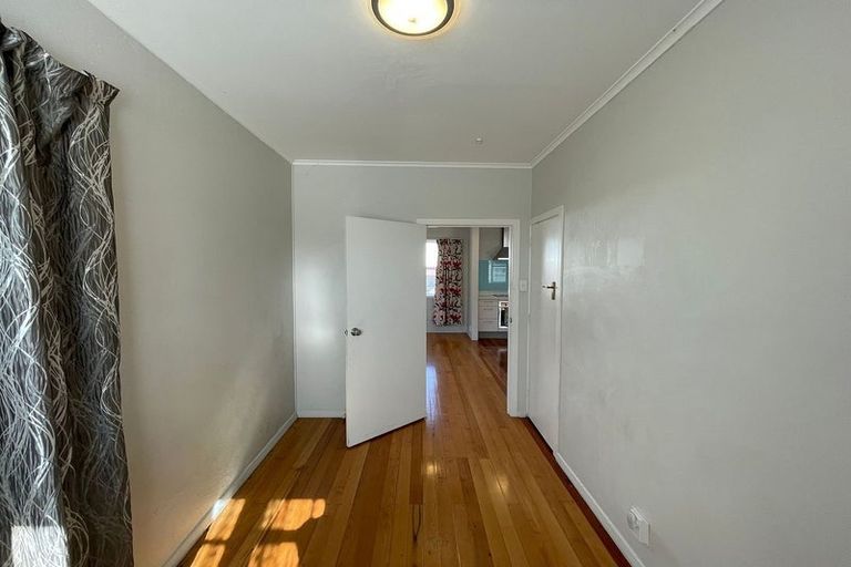 Photo of property in 1/27 Pakuranga Road, Pakuranga, Auckland, 2010