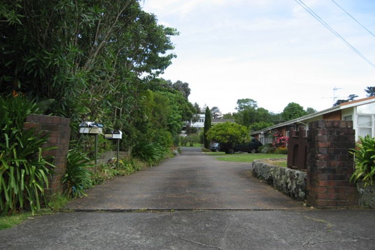 Photo of property in 1/15a Mcintyre Road, Mangere Bridge, Auckland, 2022