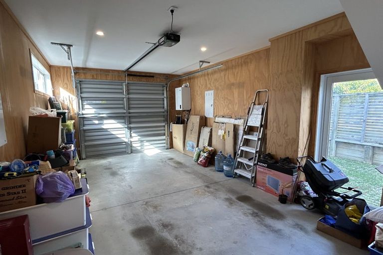 Photo of property in 30 Glide Lane, Whitby, Porirua, 5024