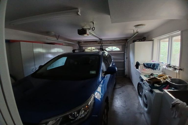 Photo of property in 819 Beach Road, Browns Bay, Auckland, 0630