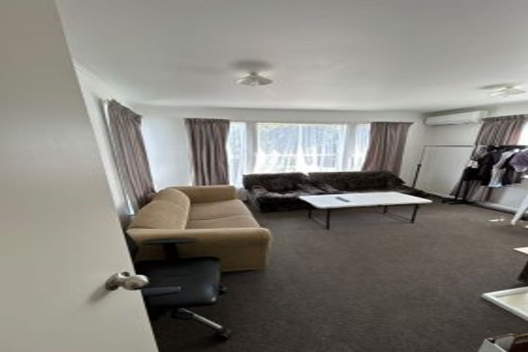 Photo of property in 70-72 Waihemo Street, Waitangirua, Porirua, 5024