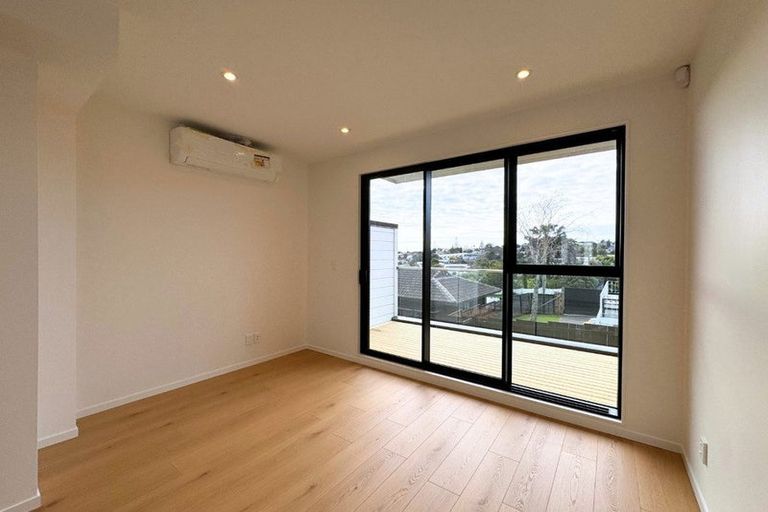 Photo of property in 15/28 Lavelle Road, Henderson, Auckland, 0612