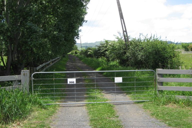 Photo of property in 61 Clevedon-takanini Road, Ardmore, Papakura, 2582