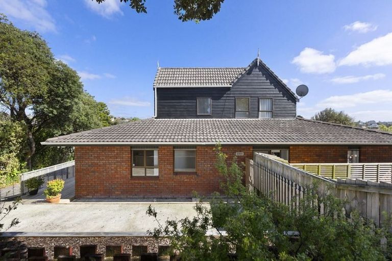 Photo of property in 1/15 Eastwood Rise, Browns Bay, Auckland, 0630