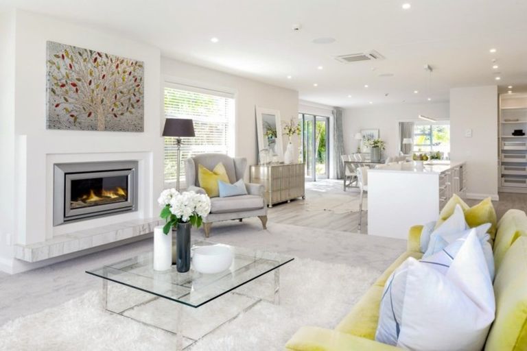 Photo of property in 3/89 Fisher Parade, Sunnyhills, Auckland, 2010