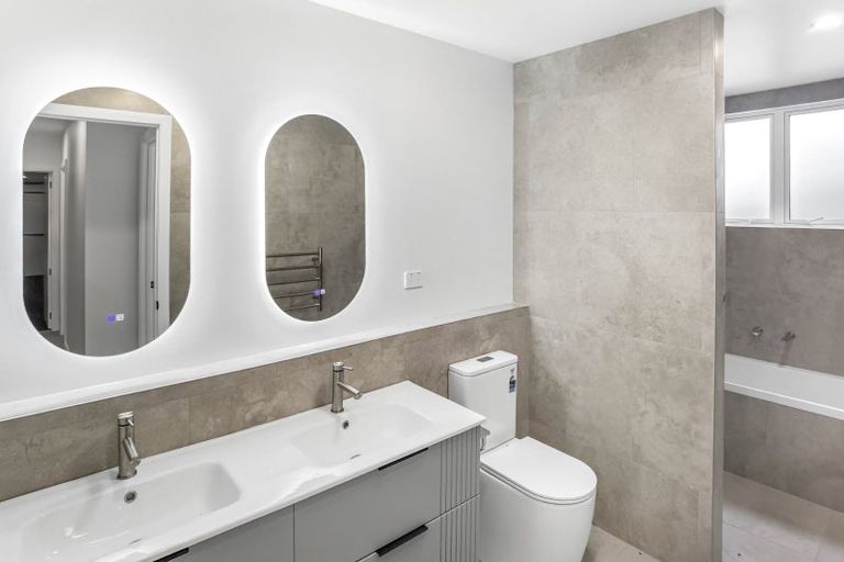 Photo of property in 10 Yellow Pear Lane, Karaka, 2578