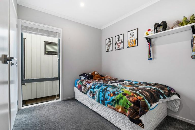 Photo of property in 6 Kapia Road, Westgate, Auckland, 0614