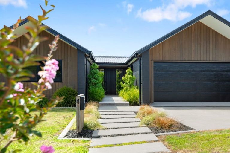 Photo of property in 4 Arohena Court, Ohauiti, Tauranga, 3112