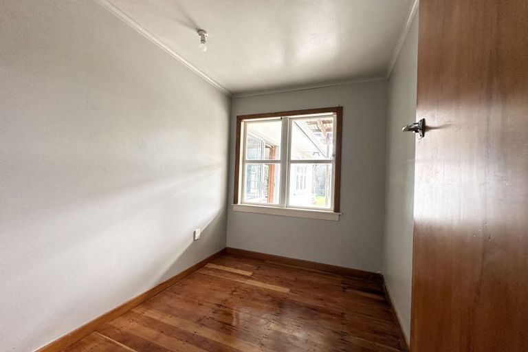 Photo of property in 9 Preston Avenue, Mount Albert, Auckland, 1025