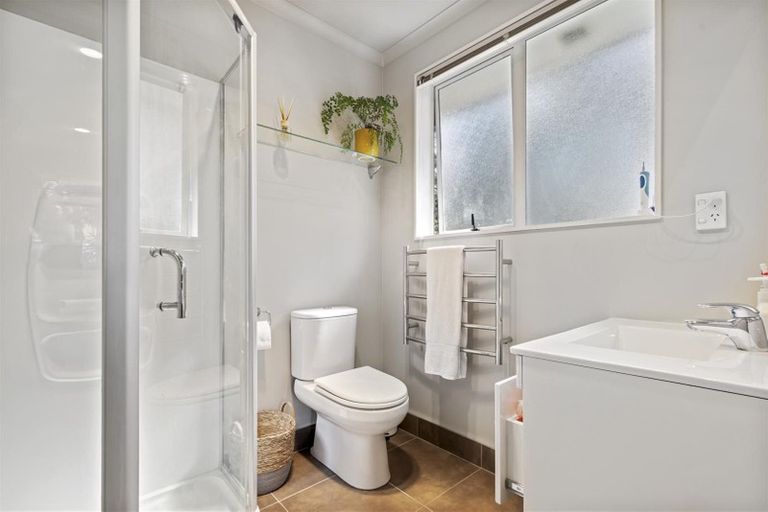 Photo of property in 7/46 Packspur Drive, Flat Bush, Auckland, 2016