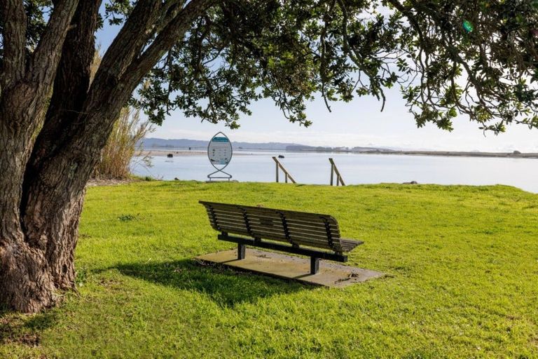 Photo of property in 3 Ngaparaoa Drive, Maketu, Te Puke, 3189