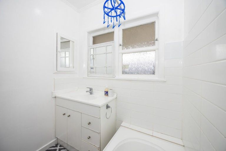 Photo of property in 70 Kimihia Road, Huntly, 3700