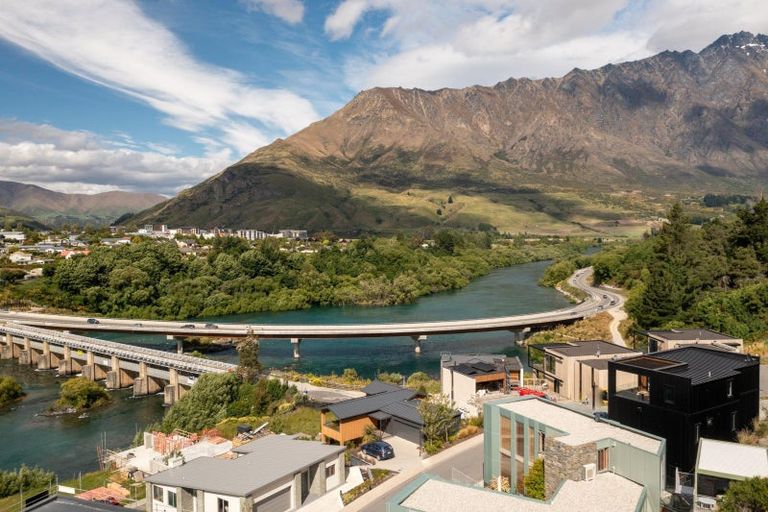 Photo of property in 4 Old Homestead Place, Kawarau Falls, Queenstown, 9300