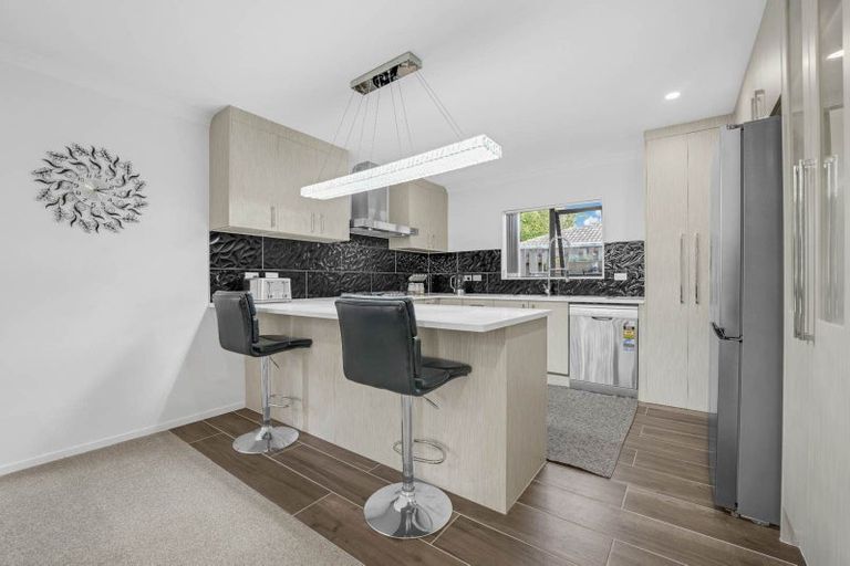 Photo of property in 39c Overton Road, Papatoetoe, Auckland, 2025