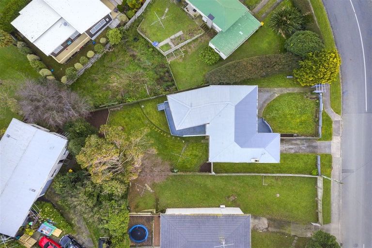 Photo of property in 60 Bell Street, Tawa, Wellington, 5028