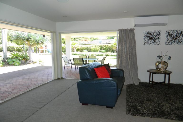 Photo of property in 32 Blue Marlin Drive, Kerikeri, 0230