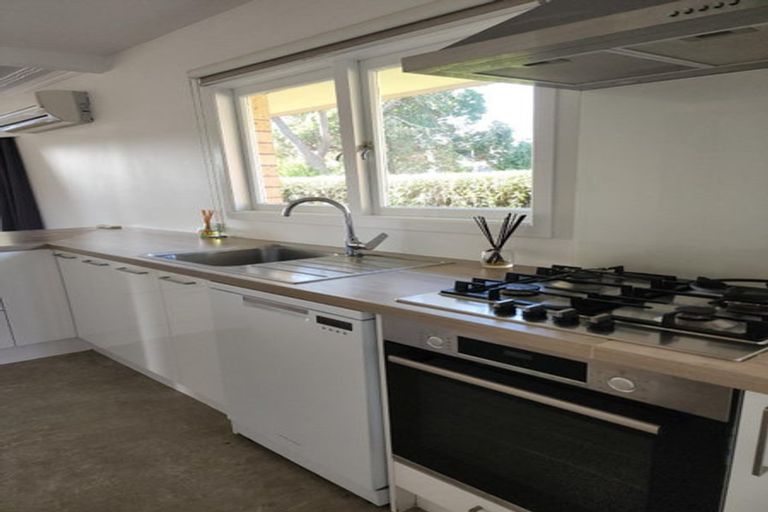 Photo of property in 11 Knighton Road, Hillcrest, Hamilton, 3216