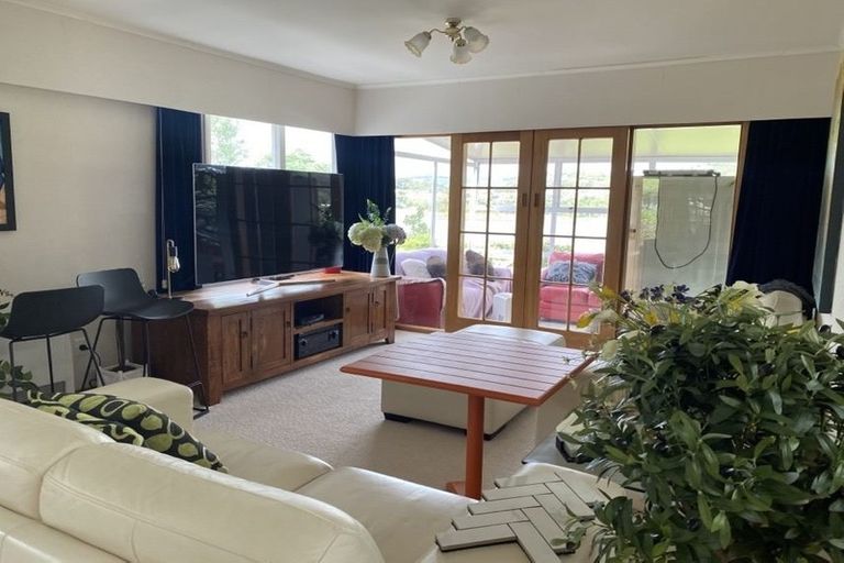 Photo of property in 50 Seaview Road, Paremata, Porirua, 5024