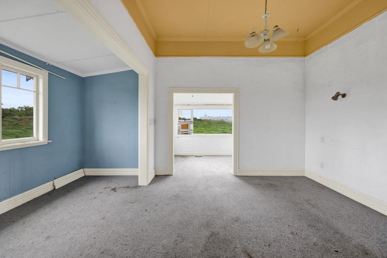 Photo of property in 41 County Drive, Hawera, 4610