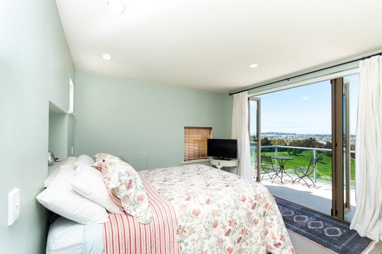 Photo of property in 47 Cumberland Rise, Taradale, Napier, 4112