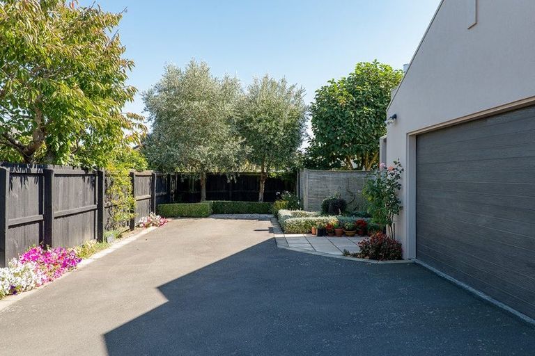 Photo of property in 20a Coolspring Way, Redwood, Christchurch, 8051