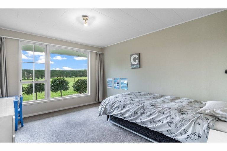 Photo of property in 35 Simon Road, Myross Bush, Invercargill, 9872