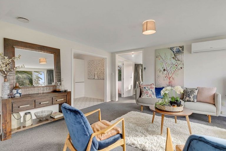 Photo of property in 59 Leicester Street, Cannons Creek, Porirua, 5024