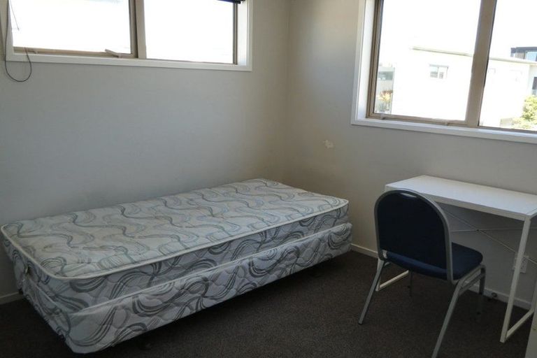 Photo of property in 7 Latimer Way, Petone, Lower Hutt, 5012