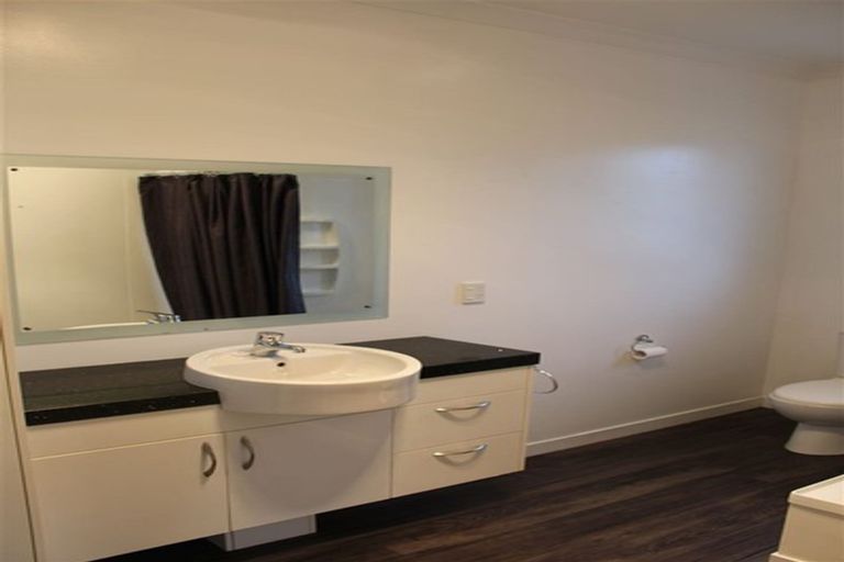 Photo of property in 24 John Street, Abbotsford, Dunedin, 9018