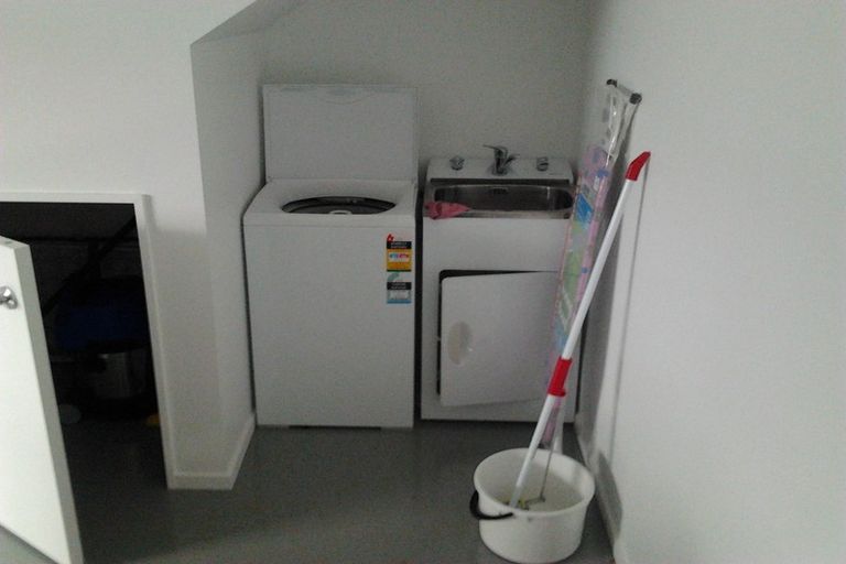 Photo of property in 70d Elizabeth Street, Riccarton, Christchurch, 8041