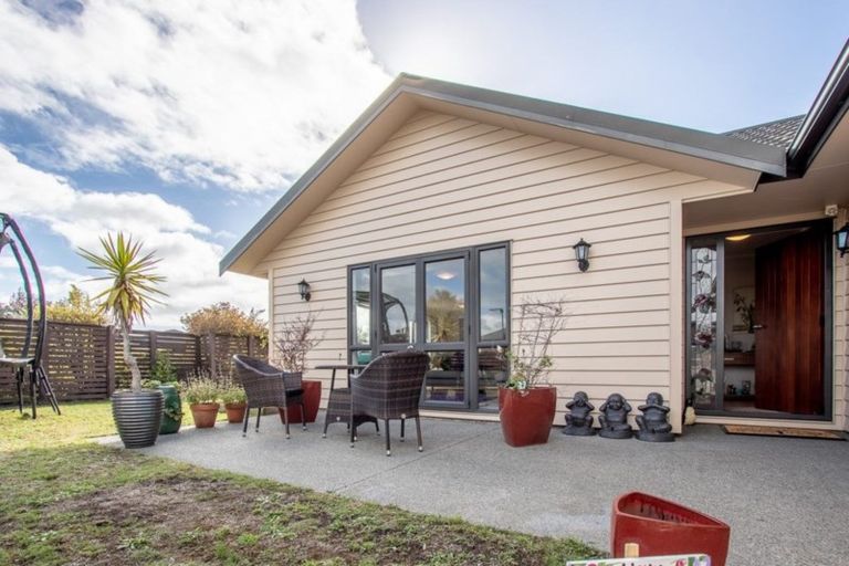 Photo of property in 91 Regent Drive, Paraparaumu Beach, Paraparaumu, 5032